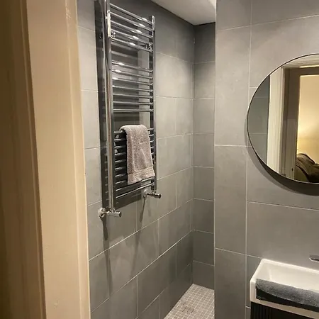 Spacious One Bedroom Ground Floor Appartement Harrogate