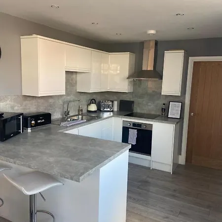 Lejlighed Spacious One Bedroom Ground Floor